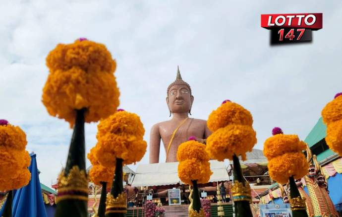 ลุงขับแท็กซี่แก้บนหลวงพ่อสมหวัง หลังหมดหนี้