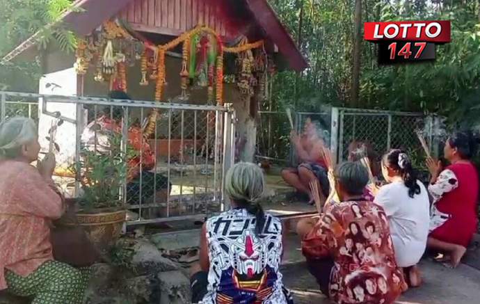 ขนลุกทั้งหมู่บ้าน เลขธูปแตกศาลเจ้าแม่หนองเจ๊กกวย