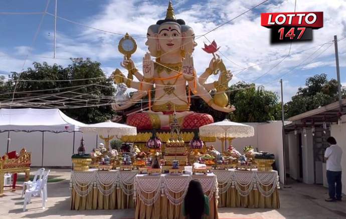 กุมารพรหม 4 หน้า แห่งเทวสถานกุมารพรหม